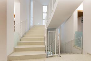 1866 Stella Bianca Luxury Suite