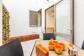 1865 Casina Sofia by Barbarhouse