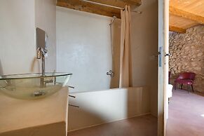 1891 Falcon Home Resort