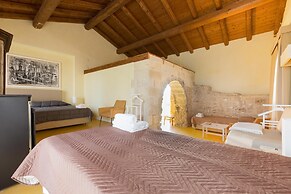 1891 Falcon Home Resort