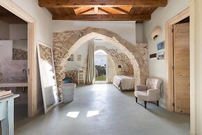 1891 Falcon Home Resort