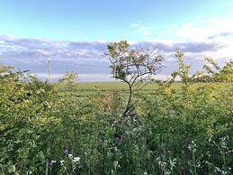 Cosy Escape Heated Luxury pod and hot tub
