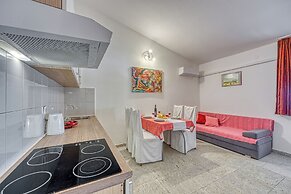 Cherry Apartment With Sea View