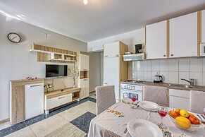 Turquoise Apartment Sea View