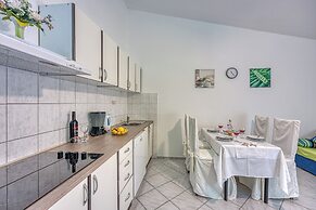 Turquoise Apartment Sea View