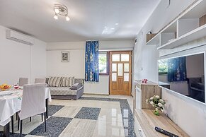 Turquoise Apartment Sea View