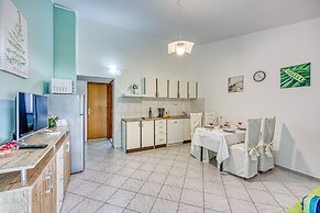 Turquoise Apartment Sea View