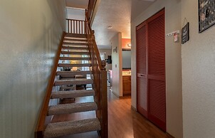 Happy Trails 2 Bedroom Condo by RedAwning