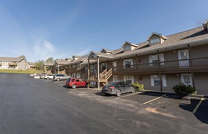 Happy Trails 2 Bedroom Condo by RedAwning