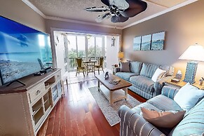 Harbor Towers 3rd Fl Views of the Bay