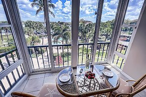 Harbor Towers 3rd Fl Views of the Bay