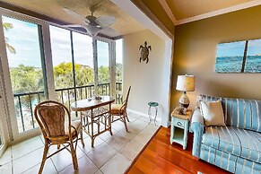 Harbor Towers 3rd Fl Views of the Bay