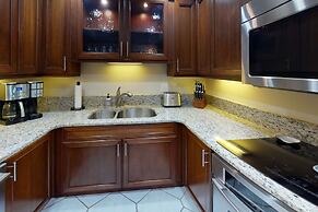 Harbor Towers 3rd Fl Views of the Bay