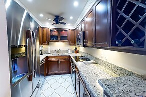 Harbor Towers 3rd Fl Views of the Bay