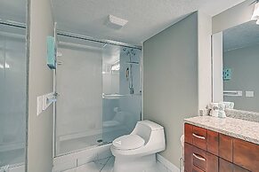 Harbor Towers 3rd Fl Views of the Bay