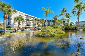 Harbor Towers 2nd Fl 2 Bedroom Pool View