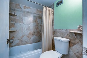 Harbor Towers 2nd Fl 2 Bedroom Pool View