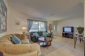 Peaceful Egret Pool Home in Venice