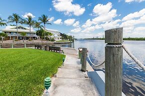 Siesta Bayside Closest to the Beach
