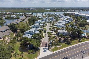 Siesta Bayside Closest to the Beach