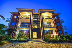 Deluxe 1- Bedroom Apartment With Swimming Pool