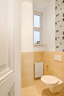 6 rooms