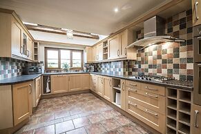 French Fields - 4 Bedroom - St Florence