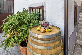 Countryside House Leila