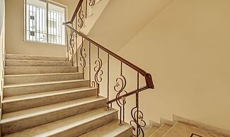 Treebo Sreemaa Newtown