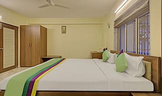 Treebo Sreemaa Newtown