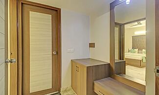 Treebo Sreemaa Newtown