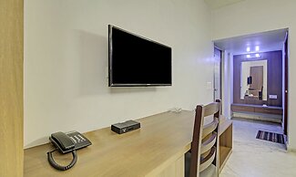 Treebo Sreemaa Newtown