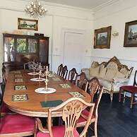 Historic Manor House - Sleeps 16 - Pool & Hot Tub