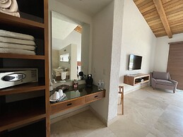 La Reserva Chapala Resort