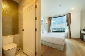 Nine River Hotel