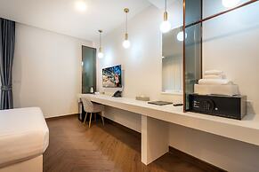 Nine River Hotel