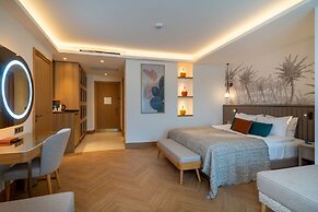 Liberty Fabay - All Inclusive