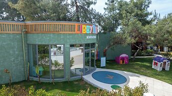 Liberty Fabay - All Inclusive