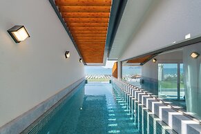 Liberty Fabay - All Inclusive