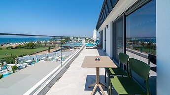 Liberty Fabay - All Inclusive