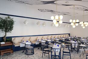 Liberty Fabay - All Inclusive