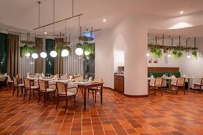 Liberty Fabay - All Inclusive