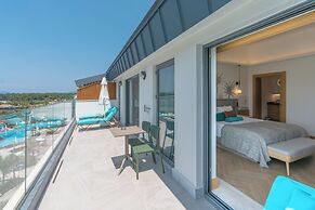 Liberty Fabay - All Inclusive