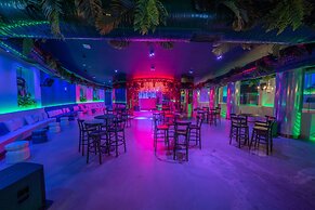 Liberty Fabay - All Inclusive