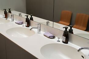 Rembrandt Cabin Shinjuku Shin-Okubo