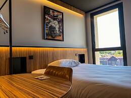 B&B HOTEL Clermont-Ferrand A71/A75 La Méridienne