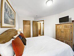 Chimney Ridge 504 3 Bedroom Townhouse by RedAwning