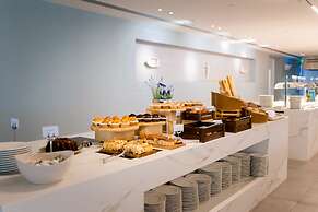 Radisson Beach Resort Larnaca