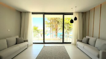 Radisson Beach Resort Larnaca