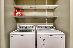 Rustic River Lodge by HoneyBearCabins